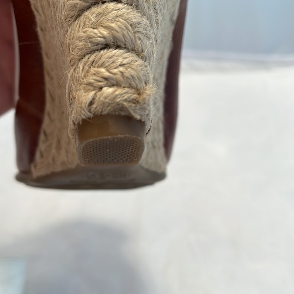 Aerosoles Peep Toe Wedge - Picture 10 of 16